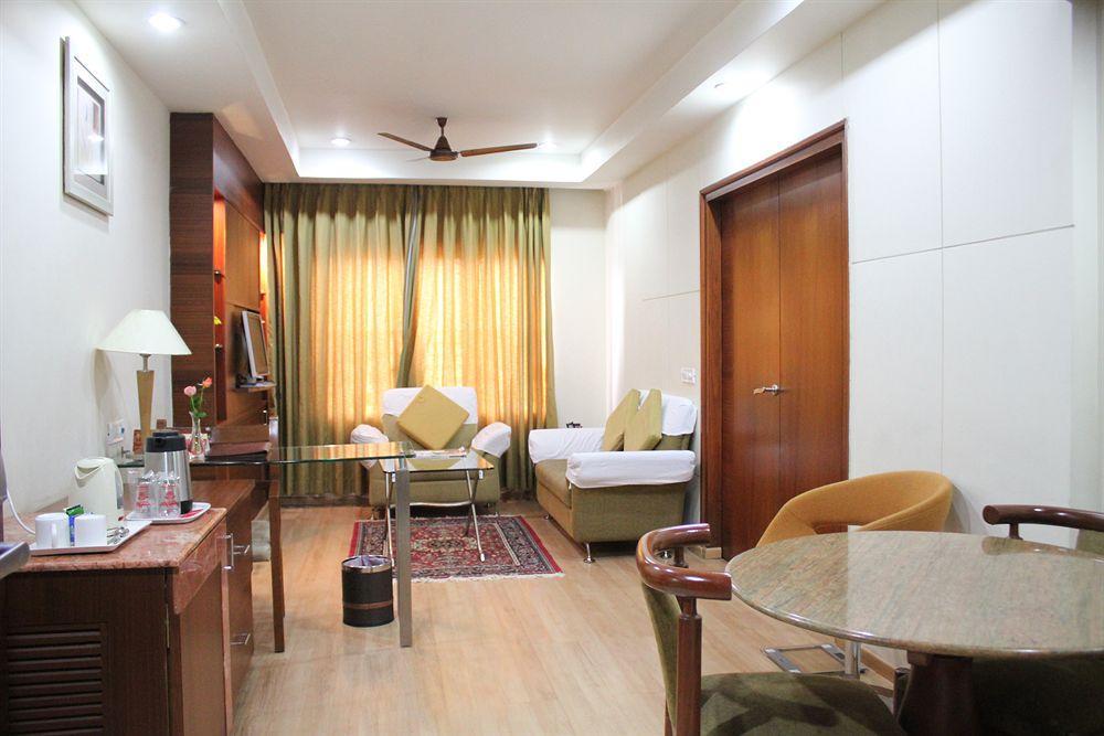 Hotel Daspalla Visakhapatnam Bagian luar foto