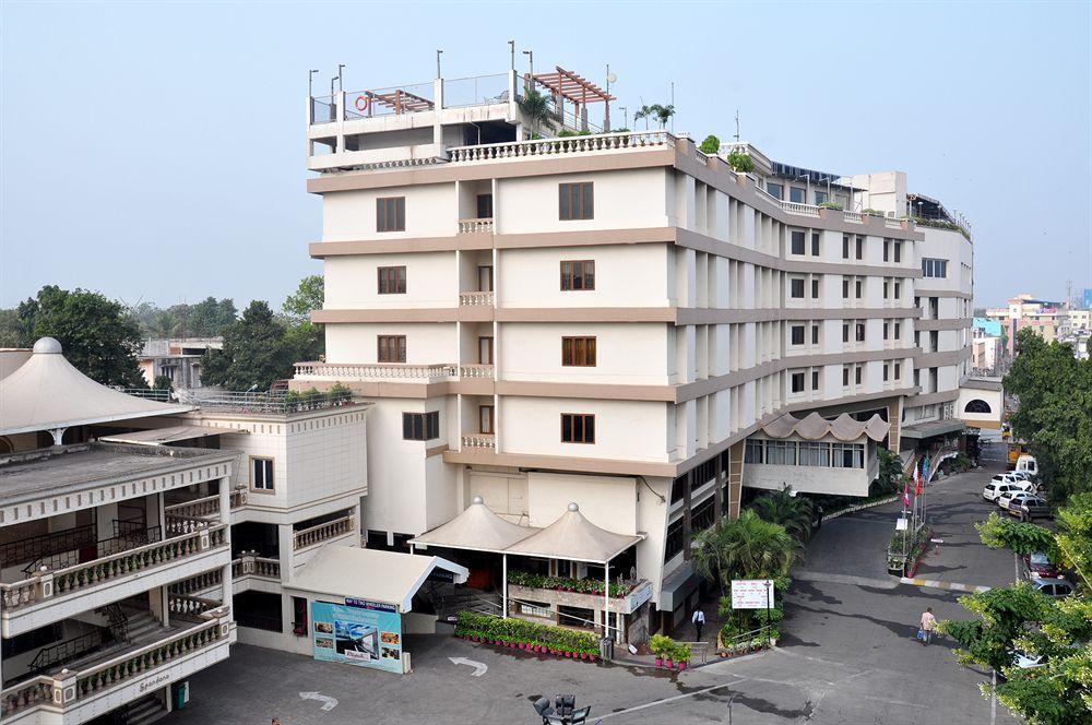 Hotel Daspalla Visakhapatnam Bagian luar foto