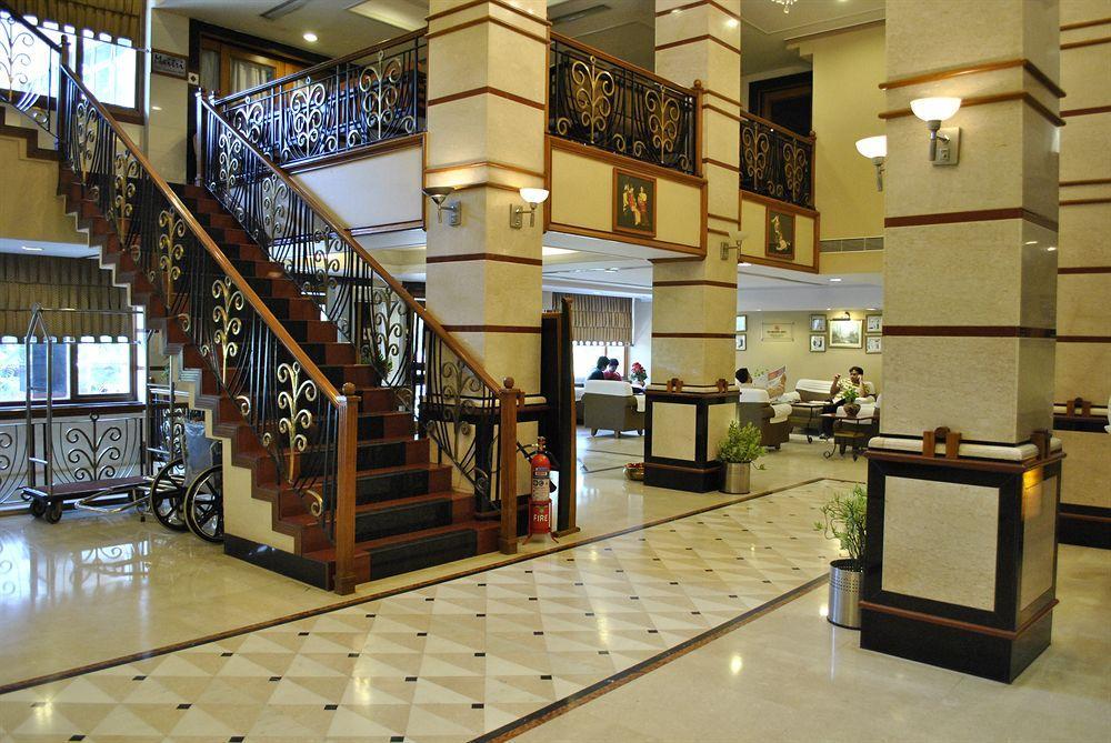 Hotel Daspalla Visakhapatnam Bagian luar foto