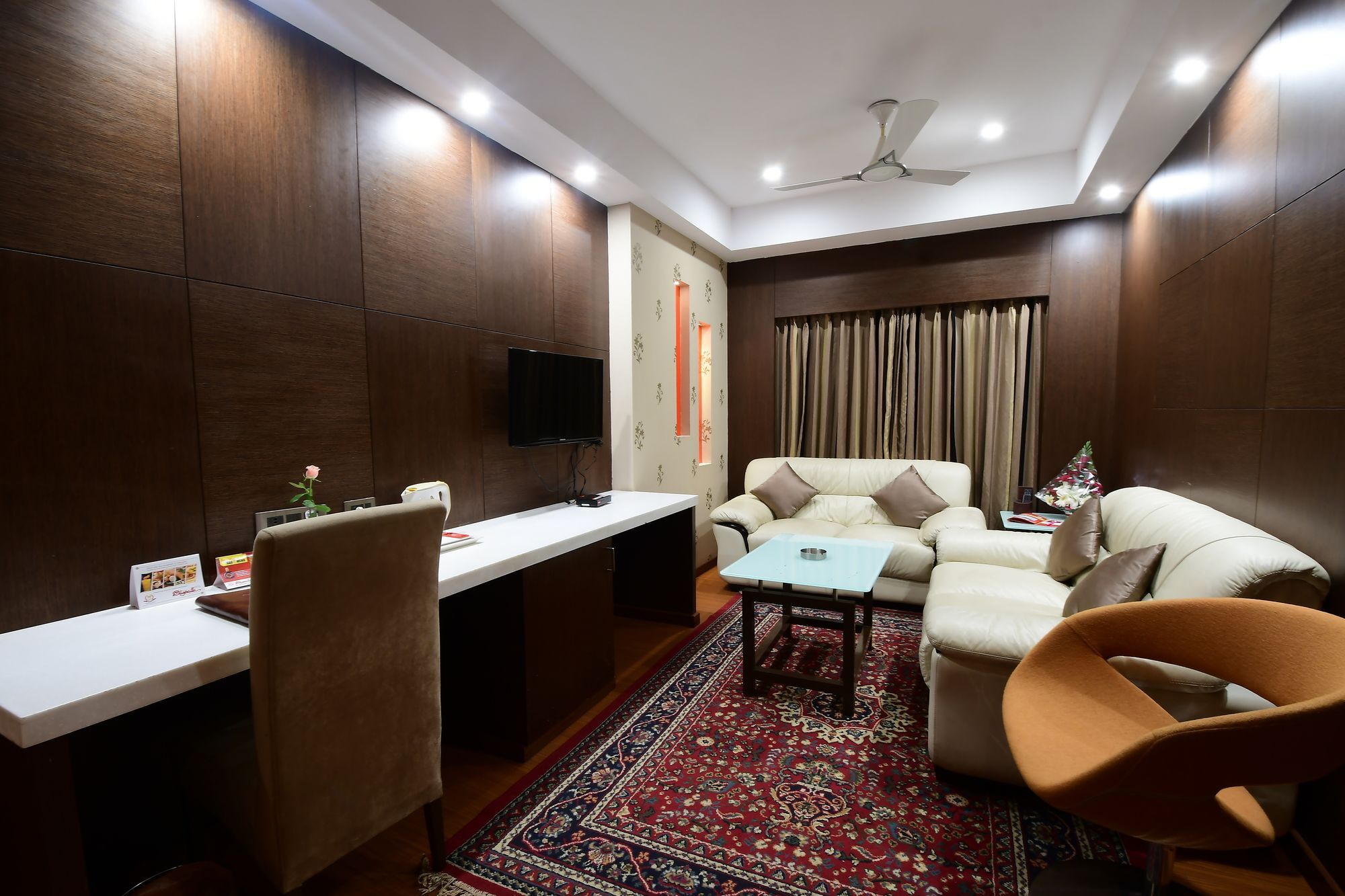 Hotel Daspalla Visakhapatnam Bagian luar foto