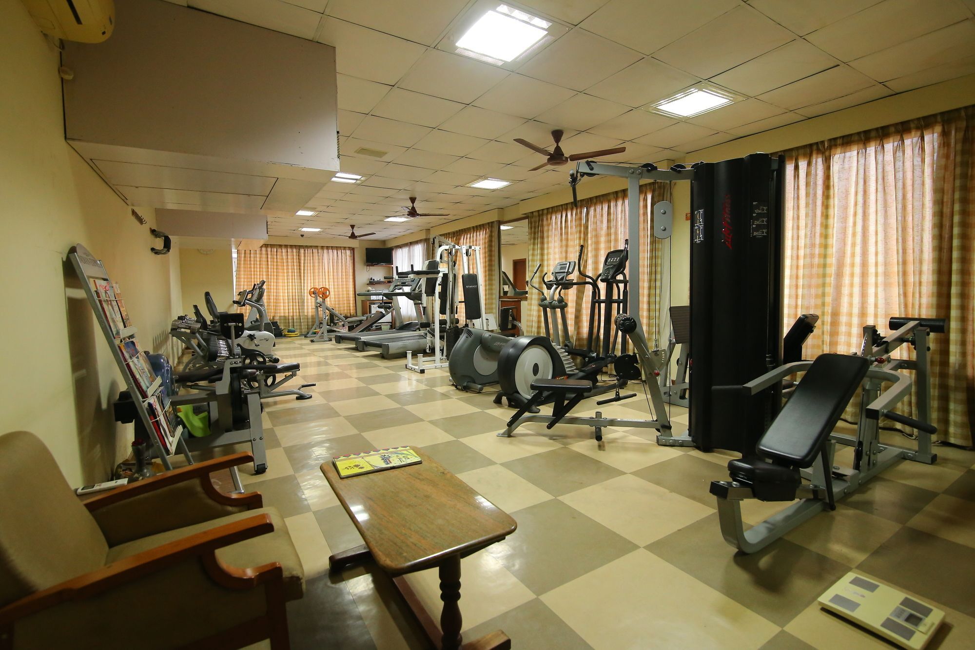 Hotel Daspalla Visakhapatnam Bagian luar foto