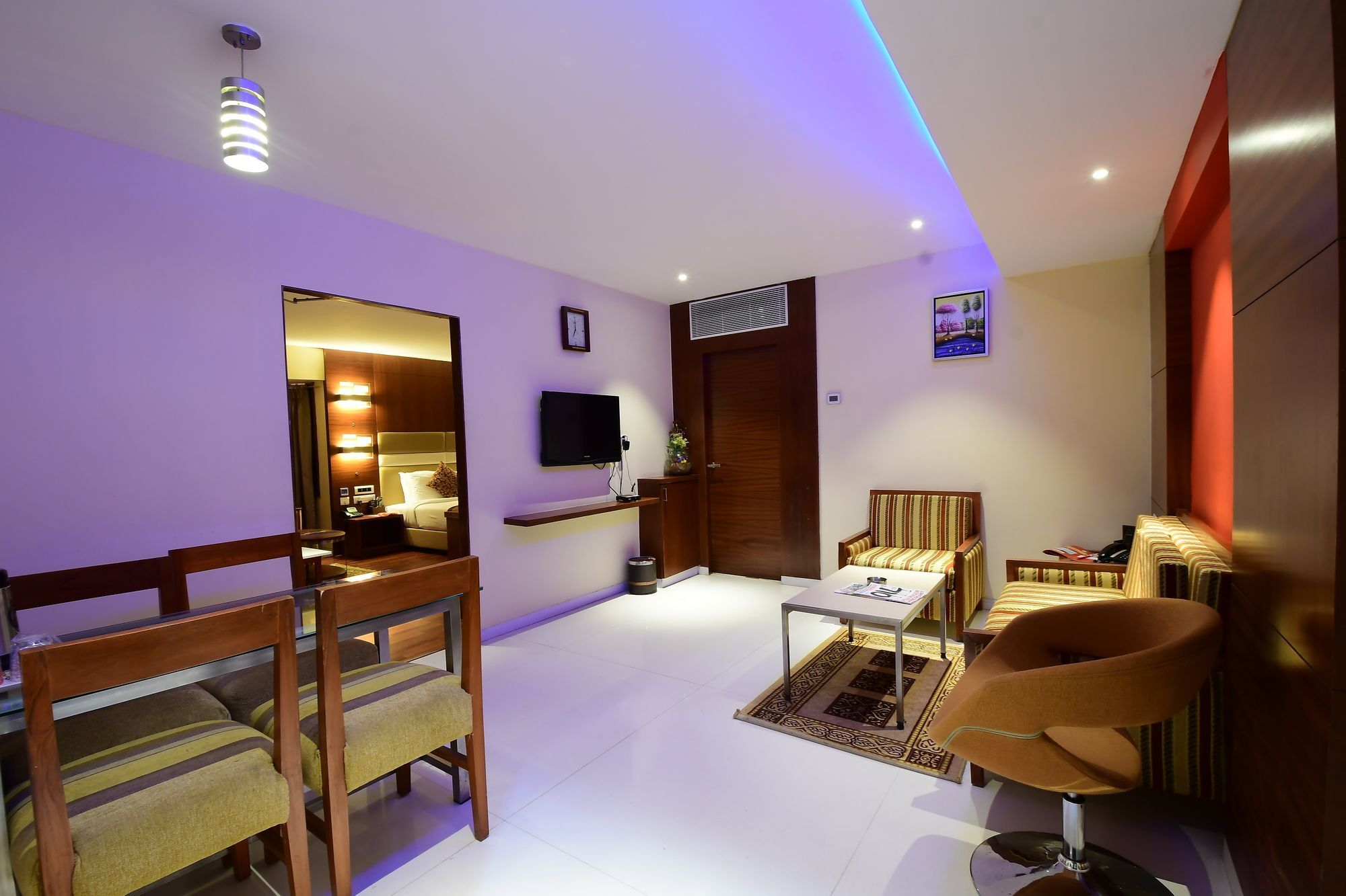 Hotel Daspalla Visakhapatnam Bagian luar foto